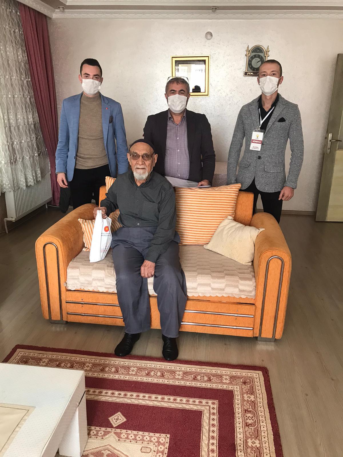Ak Parti Keçiören İlçe Baskanlığı sokağa çıkma yasağı da Keçiören halkının hizmetinde.